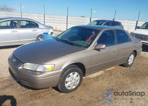 1999 Toyota Camry Le from USA, damaged, VIN JT2BG22K1X0376711